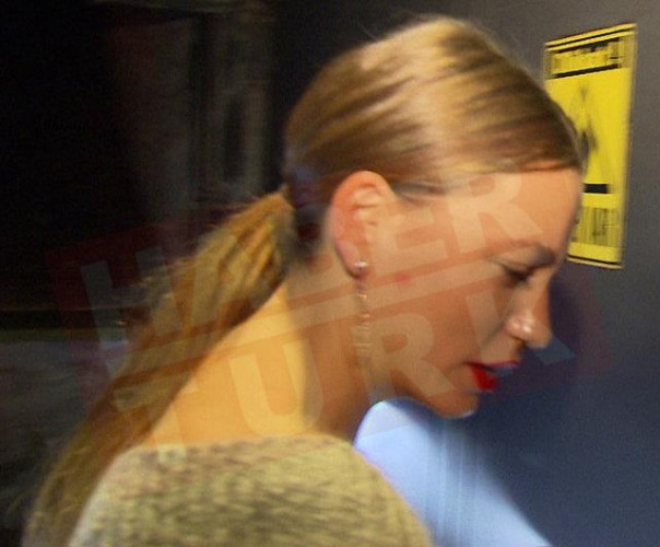 Serenay Sarıkaya sevgilisi ilə görüntüləndi - FOTO